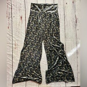 Natural Life Velvet Flare Pant